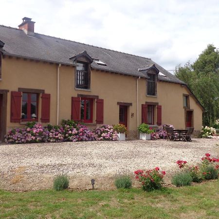 Chambres D'Hotes Domaine Du Bois-Basset Saint-Onen-la-Chapelle Exterior photo
